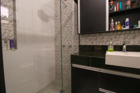 Casa para alugar com 410m², 6 quartos e 7 vagasBanheiro da Suíte 1