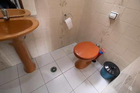 Casa para alugar com 410m², 6 quartos e 7 vagasBanheiro 2