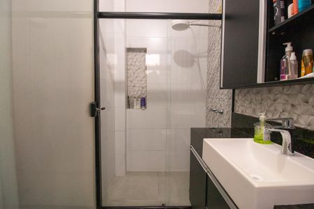 Casa para alugar com 410m², 6 quartos e 7 vagasBanheiro da Suíte 1