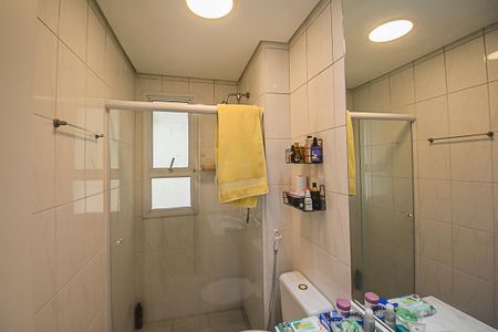 Apartamento à venda com 107m², 3 quartos e 2 vagas Apartamento à venda com 107m², 3 quartos e 2 vagasBanheiro