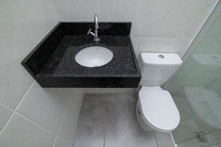 Casa para alugar com 100m², 2 quartos e sem vaga Casa para alugar com 100m², 2 quartos e sem vagaBanheiro do Quarto 2 Suíte