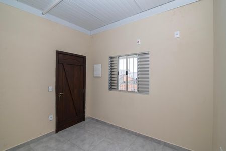 Casa para alugar com 100m², 2 quartos e sem vaga Casa para alugar com 100m², 2 quartos e sem vagaQuarto 1