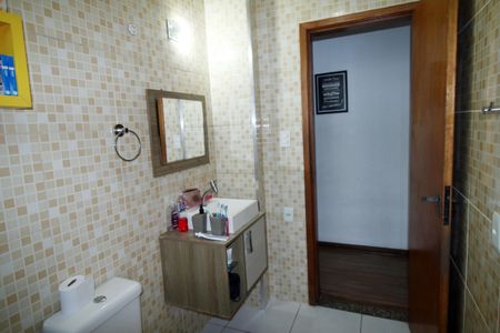 Apartamento para alugar com 85m², 2 quartos e sem vagaBanheiro