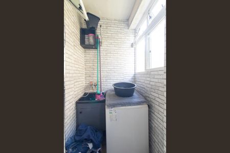 Apartamento para alugar com 57m², 2 quartos e 1 vagaÁrea de Serviço