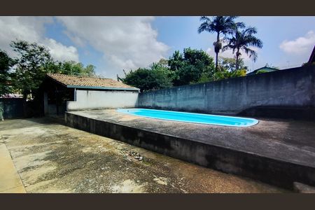 Casa para alugar com 255m², 3 quartos e 4 vagasQuintal 