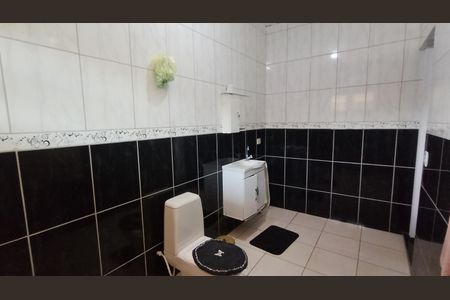 Casa para alugar com 255m², 3 quartos e 4 vagasBanheiro 3