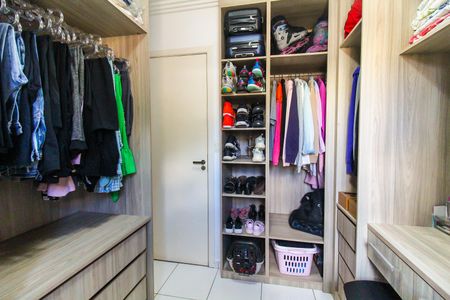 Casa de condomínio à venda com 78m², 3 quartos e 2 vagasQuarto 3/Closet