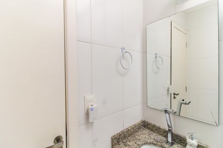 Casa de condomínio à venda com 78m², 3 quartos e 2 vagasBanheiro