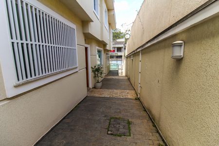 Casa de condomínio à venda com 78m², 3 quartos e 2 vagasÁrea comum