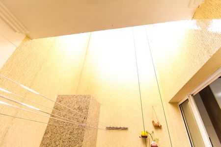 Casa de condomínio à venda com 78m², 3 quartos e 2 vagasÁrea de Serviço