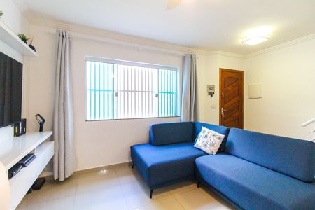 Casa de condomínio à venda com 78m², 3 quartos e 2 vagasSala