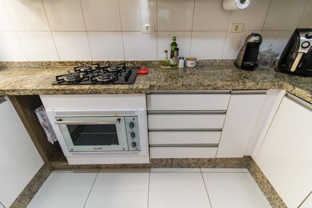 Casa de condomínio à venda com 78m², 3 quartos e 2 vagasCozinha