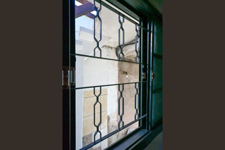 Vista do Quarto de casa para alugar com 1 quarto, 24m² em Jardim Maria Duarte, São Paulo