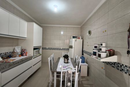 Casa à venda com 61m², 3 quartos e 4 vagasCozinha