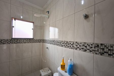 Casa à venda com 61m², 3 quartos e 4 vagasBanheiro Social
