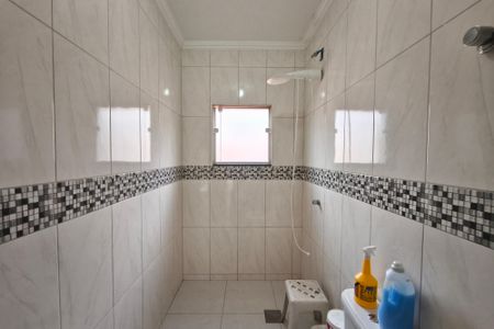 Casa à venda com 61m², 3 quartos e 4 vagasBanheiro Social