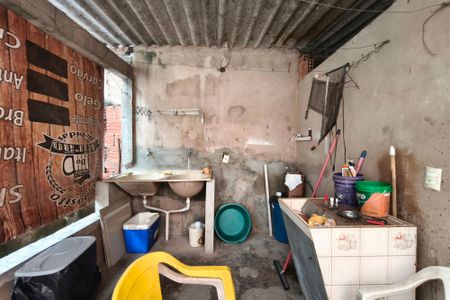 Casa à venda com 61m², 3 quartos e 4 vagasÁrea de Serviço