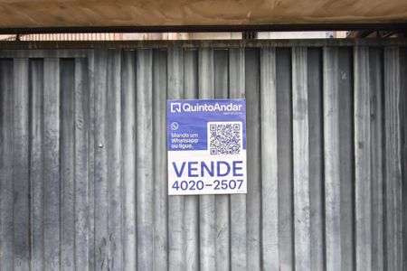 Casa à venda com 61m², 3 quartos e 4 vagasPLACA INSTALADA NA FACHADA