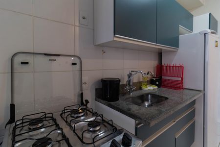 Cozinha de apartamento para alugar com 1 quarto, 38m² em Barra Funda, São Paulo