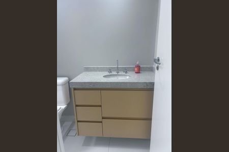 Apartamento à venda com 96m², 3 quartos e 3 vagasBanheiro