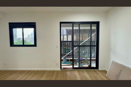 Sacada de kitnet/studio para alugar com 1 quarto, 27m² em Pinheiros, São Paulo