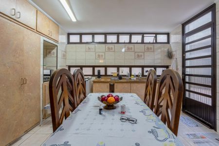 Casa à venda com 360m², 4 quartos e 4 vagas