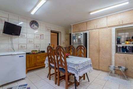 Casa à venda com 360m², 4 quartos e 4 vagas