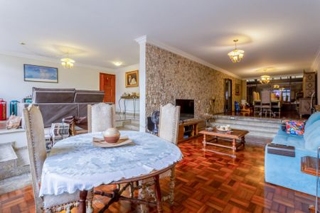 Casa à venda com 360m², 4 quartos e 4 vagas