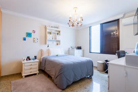 Casa à venda com 360m², 4 quartos e 4 vagas