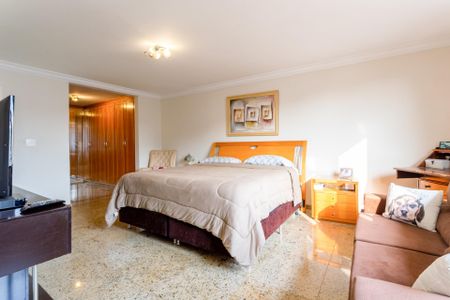 Casa à venda com 360m², 4 quartos e 4 vagas