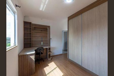 Casa à venda com 3 quartos, 300m² em Jardim Las Vegas, Santo André