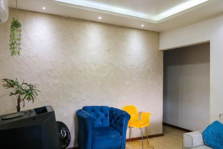 Casa de condomínio para alugar com 65m², 2 quartos e sem vagaSala