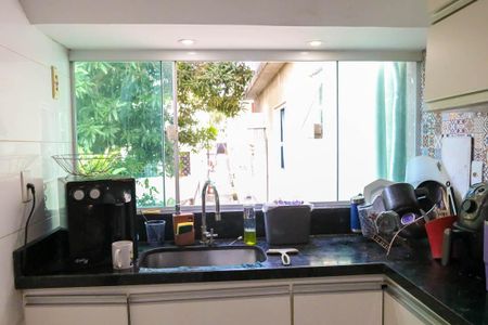 Casa de condomínio para alugar com 65m², 2 quartos e sem vagaCozinha