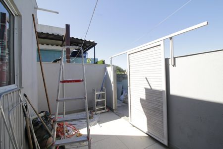 Apartamento para alugar com 76m², 2 quartos e sem vagaQuintal