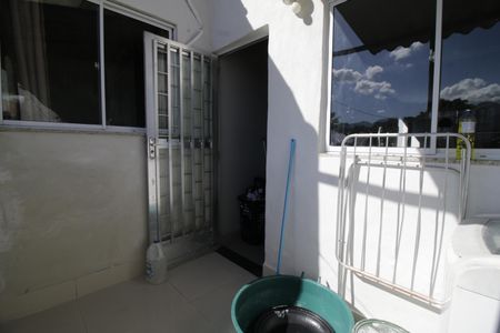 Apartamento para alugar com 76m², 2 quartos e sem vagaÁrea de Serviço