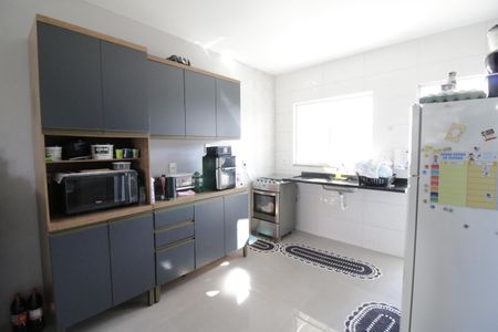 Apartamento para alugar com 76m², 2 quartos e sem vagaCozinha