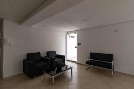Apartamento para alugar com 90m², 2 quartos e 1 vagaHall social