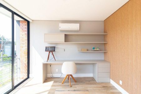 Casa de condomínio para alugar com 263m², 4 quartos e 4 vagasEscritório 