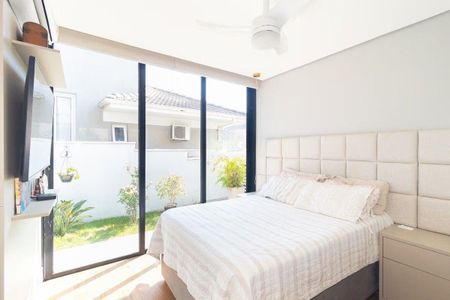 Casa de condomínio para alugar com 263m², 4 quartos e 4 vagasQuarto 1