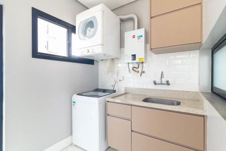 Casa de condomínio para alugar com 263m², 4 quartos e 4 vagasLavanderia 