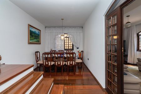 Casa à venda com 3 quartos, 258m² em Vila Dusi, São Bernardo do Campo