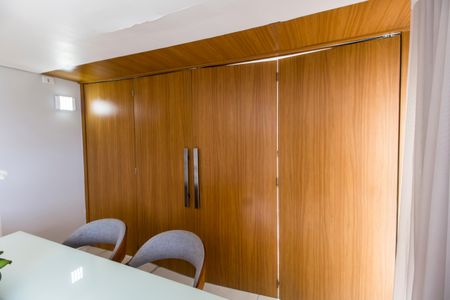 Apartamento para alugar com 100m², 2 quartos e 2 vagasDetalhe