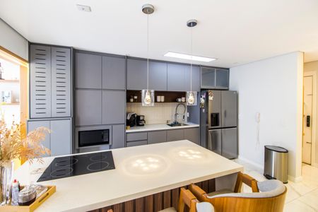 Apartamento para alugar com 100m², 2 quartos e 2 vagasCozinha