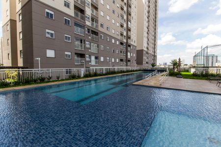 Apartamento para alugar com 100m², 2 quartos e 2 vagasPiscina