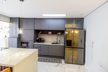 Apartamento para alugar com 100m², 2 quartos e 2 vagasCozinha