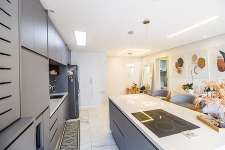 Apartamento para alugar com 100m², 2 quartos e 2 vagasCozinha