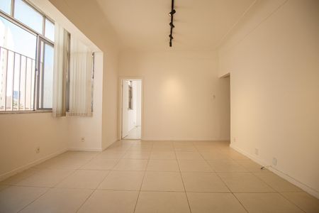 Apartamento à venda com 102m², 3 quartos e 1 vagaSala