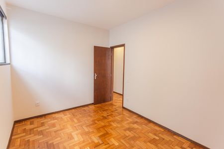 Apartamento à venda com 95m², 3 quartos e 1 vagaQuarto 2