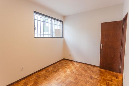 Apartamento à venda com 95m², 3 quartos e 1 vagaQuarto 2