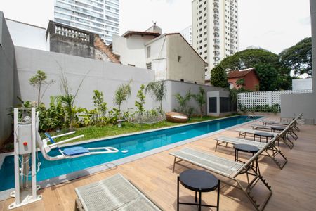 Studio para alugar com 25m², 1 quarto e sem vaga Studio para alugar com 25m², 1 quarto e sem vagaÁrea Comum - Piscina